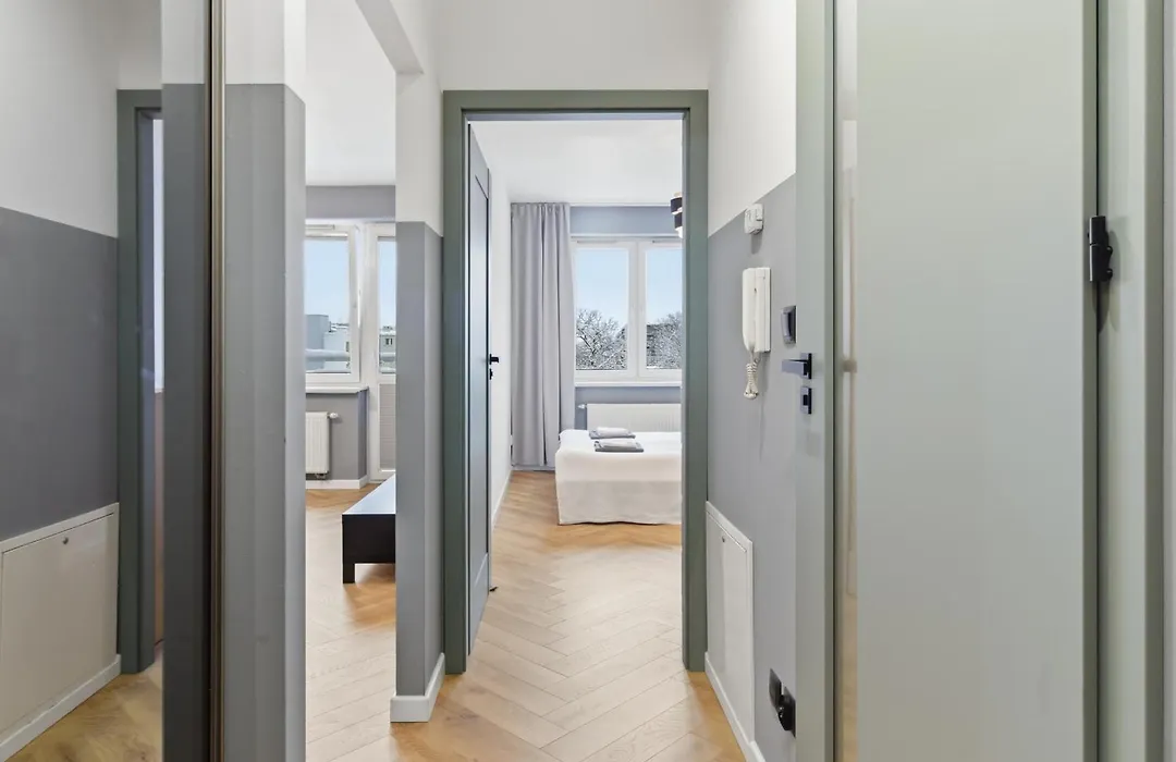 Modern 2-Room Apartment Near Tauron Arena & Expo, Ac, Free Parking-1