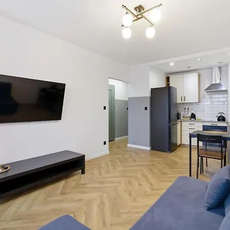 Modern 2-Room Apartment Near Tauron Arena & Expo, Ac, Free Parking-2